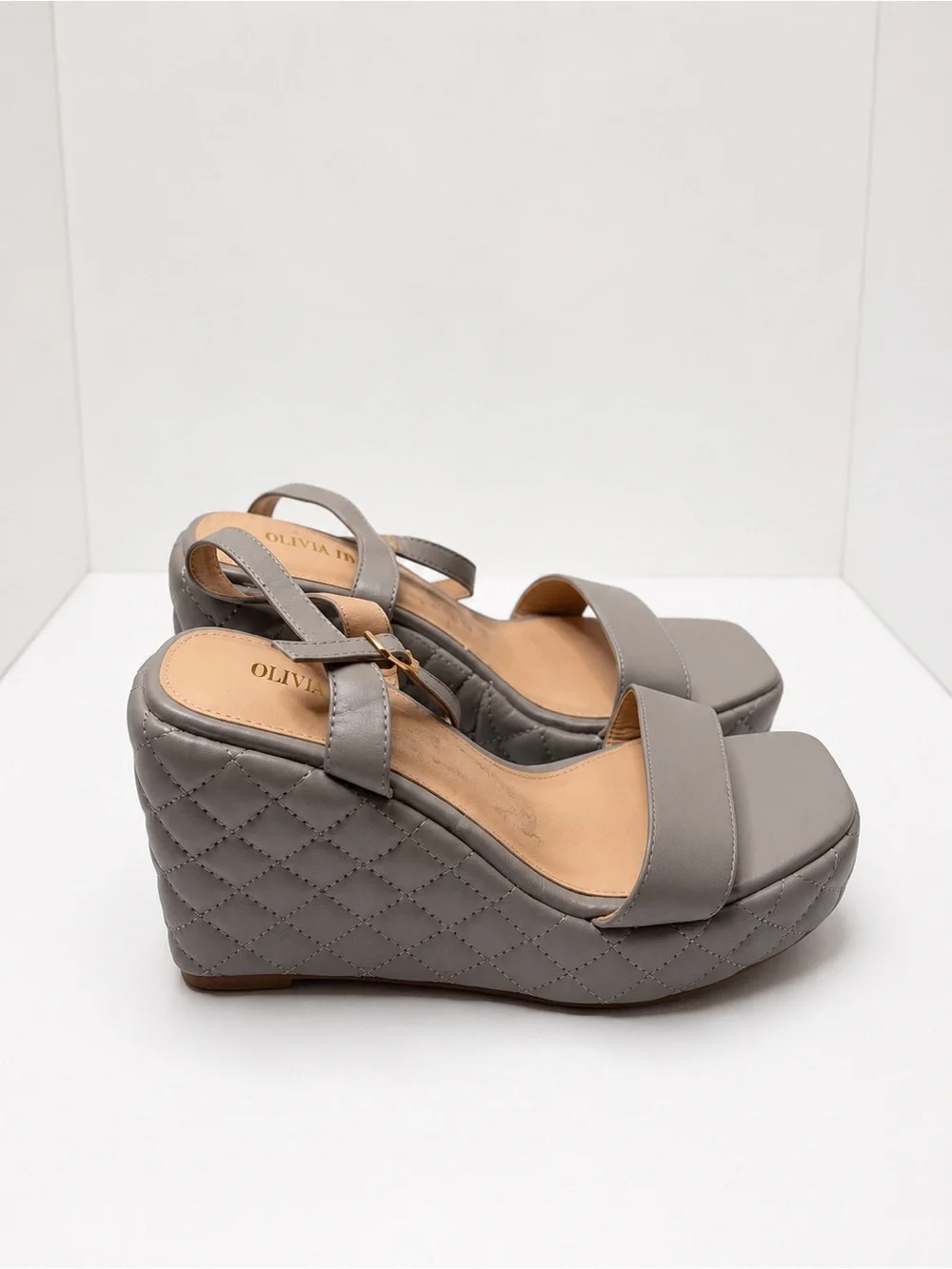 Olivia Miller stylish gray